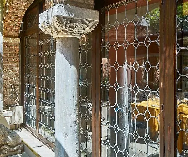 Hotel Saturnia & International Venice