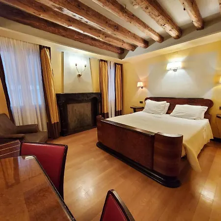 Hotel Saturnia&international