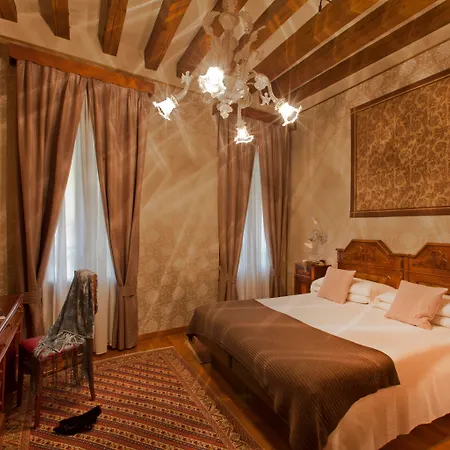 Saturnia&international Hotel