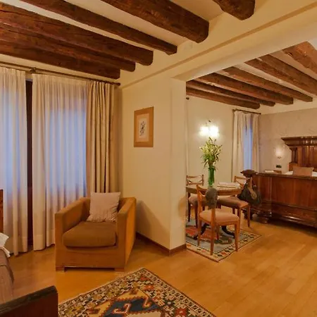 Saturnia & International Hotel