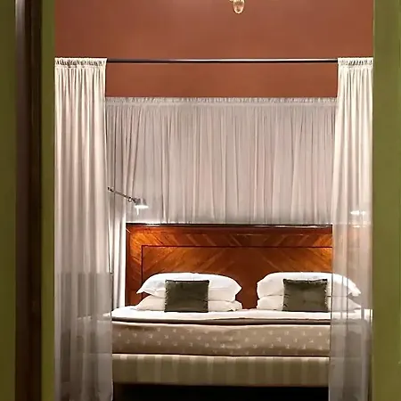 Hotel Saturnia & International 4*