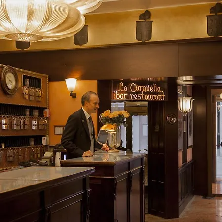 Hotel Saturnia&international