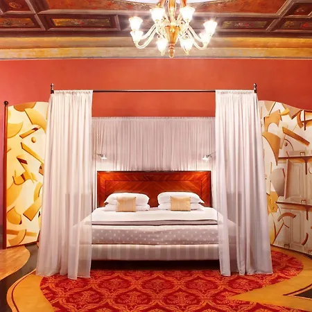 Saturnia&international Hotel 4*