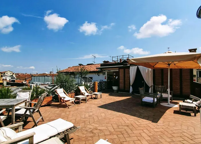 Saturnia & International Venecia