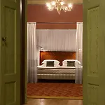 Ξενοδοχείο Saturnia & International