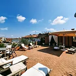 Saturnia & International Βενετία