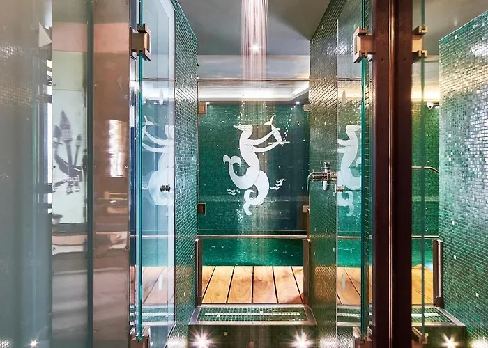 Saturnia & International 4*